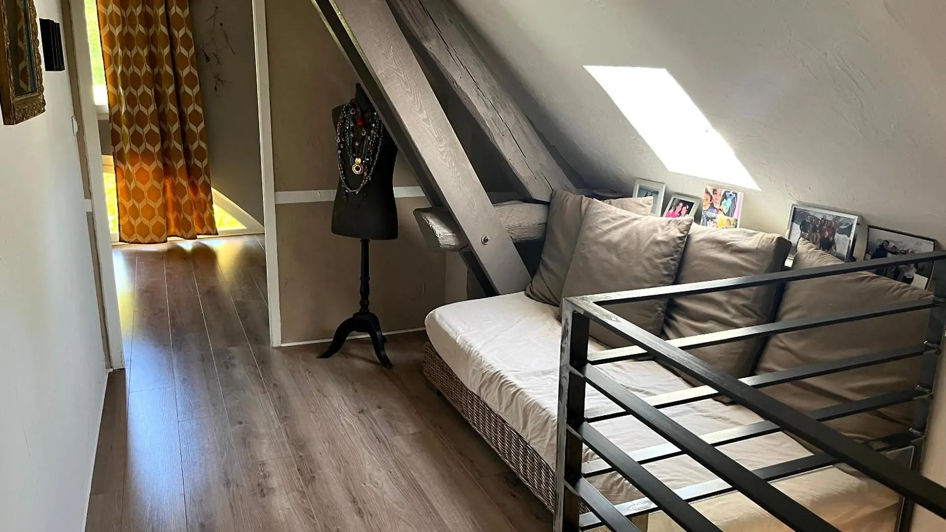Jolie Maison En Pierres Saint-Martin-de-la-Cluze France